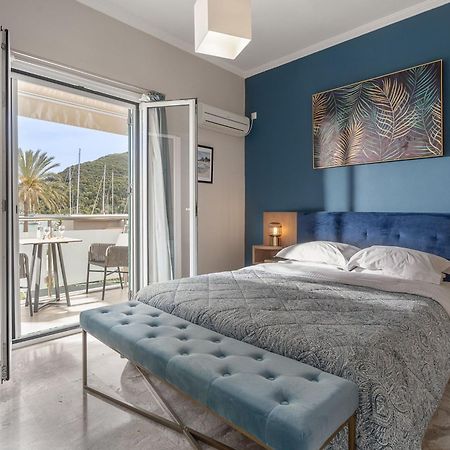 Captain'S Seafront Apartments Nydri  Bagian luar foto