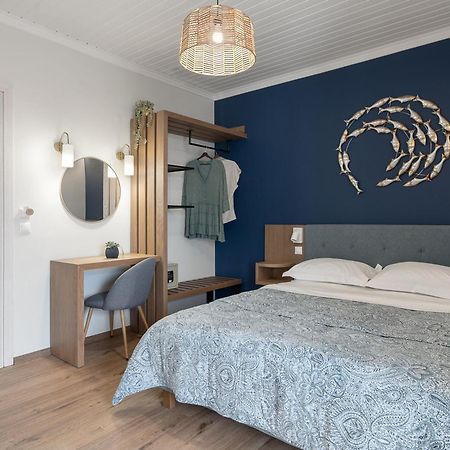 Captain'S Seafront Apartments Nydri  Bagian luar foto